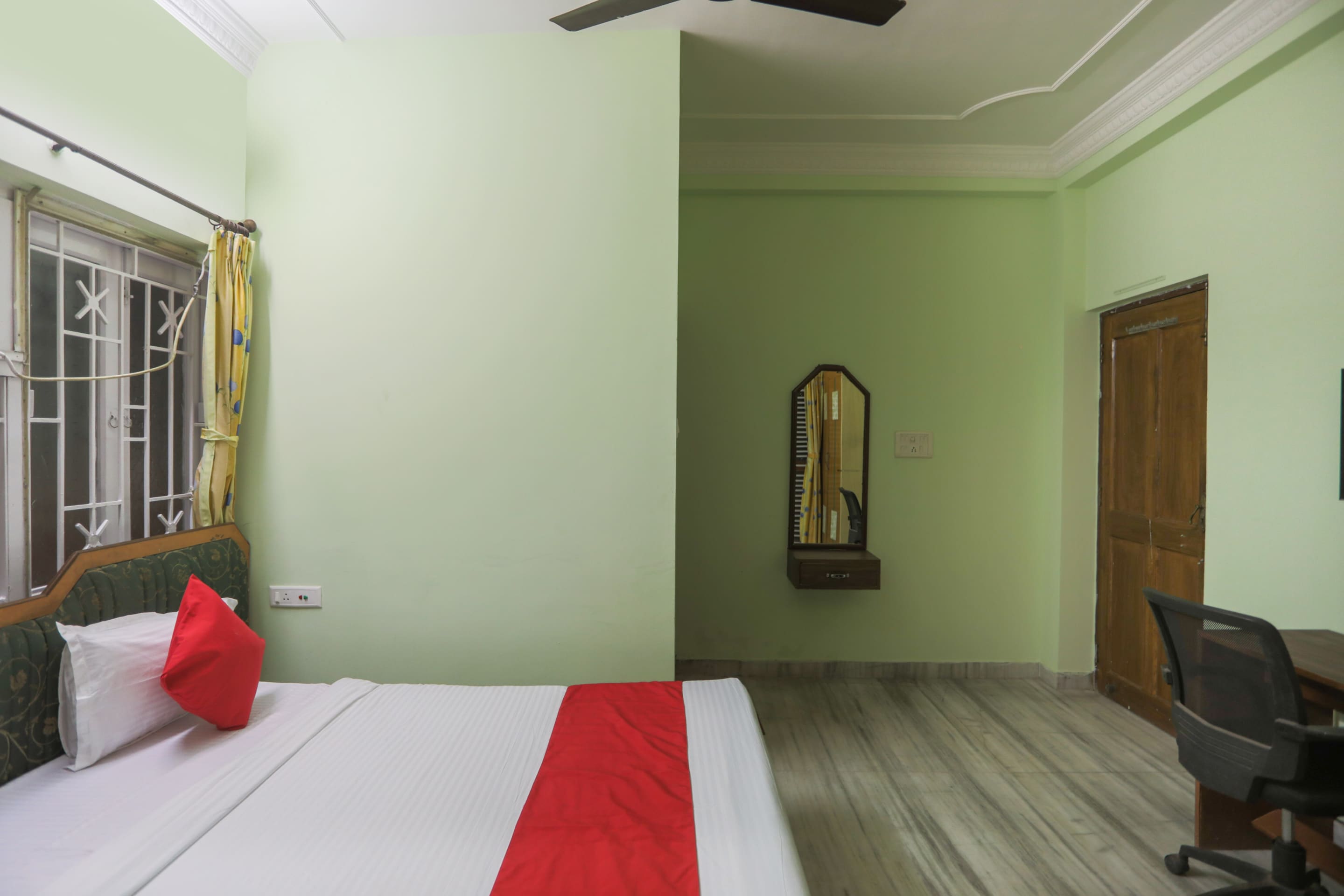 hotel o ma kali guest house