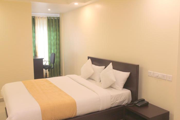 aura residency
