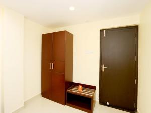 aura residency