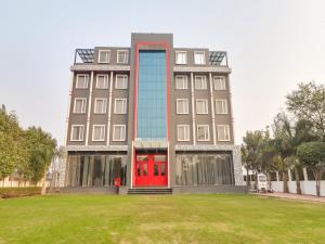 super townhouse jashn