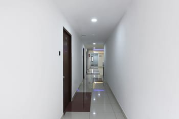 capital o 63727 mythri hotel