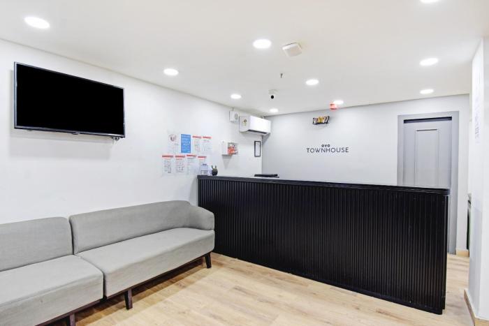 super townhouse the royal retreat