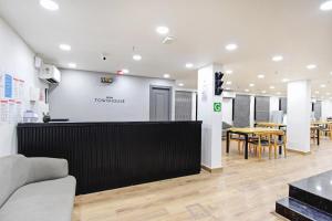 super townhouse the royal retreat