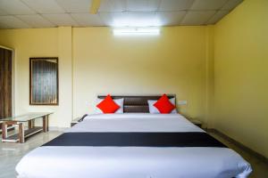 spot on 64849 dwarka lodge