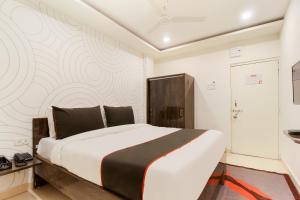 Super Collection O Hingna Road,Hingana>>Nagpur,3 star