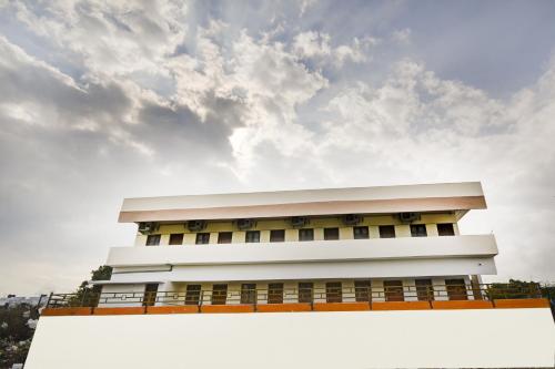 aruthraa residency by oyo rooms
