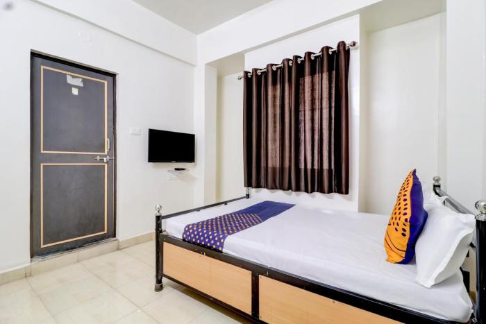 spot on 77742 royal rest rooms