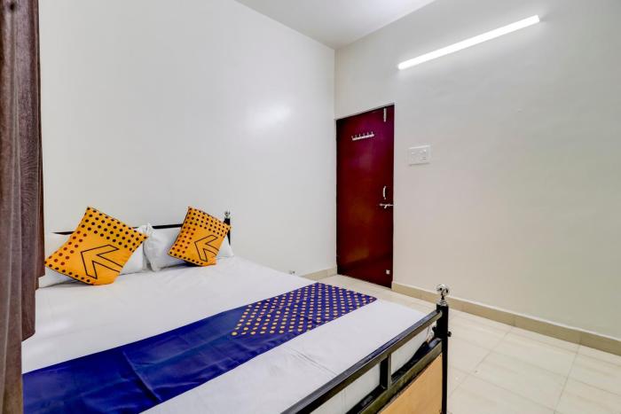 spot on 77742 royal rest rooms