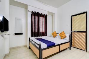 spot on 77742 royal rest rooms