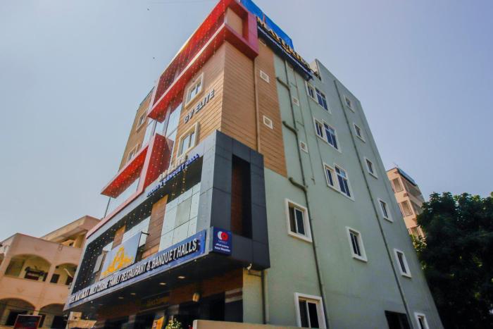 capital o76170 hotel mayukha