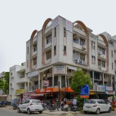 hotel safari inn c g road
