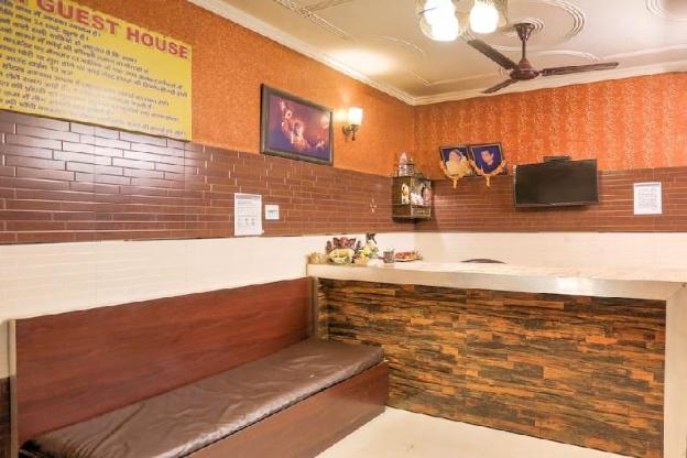 shri sai guest house opp azadpur main mandi