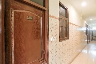 shri sai guest house opp azadpur main mandi