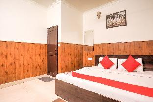 shri sai guest house opp azadpur main mandi