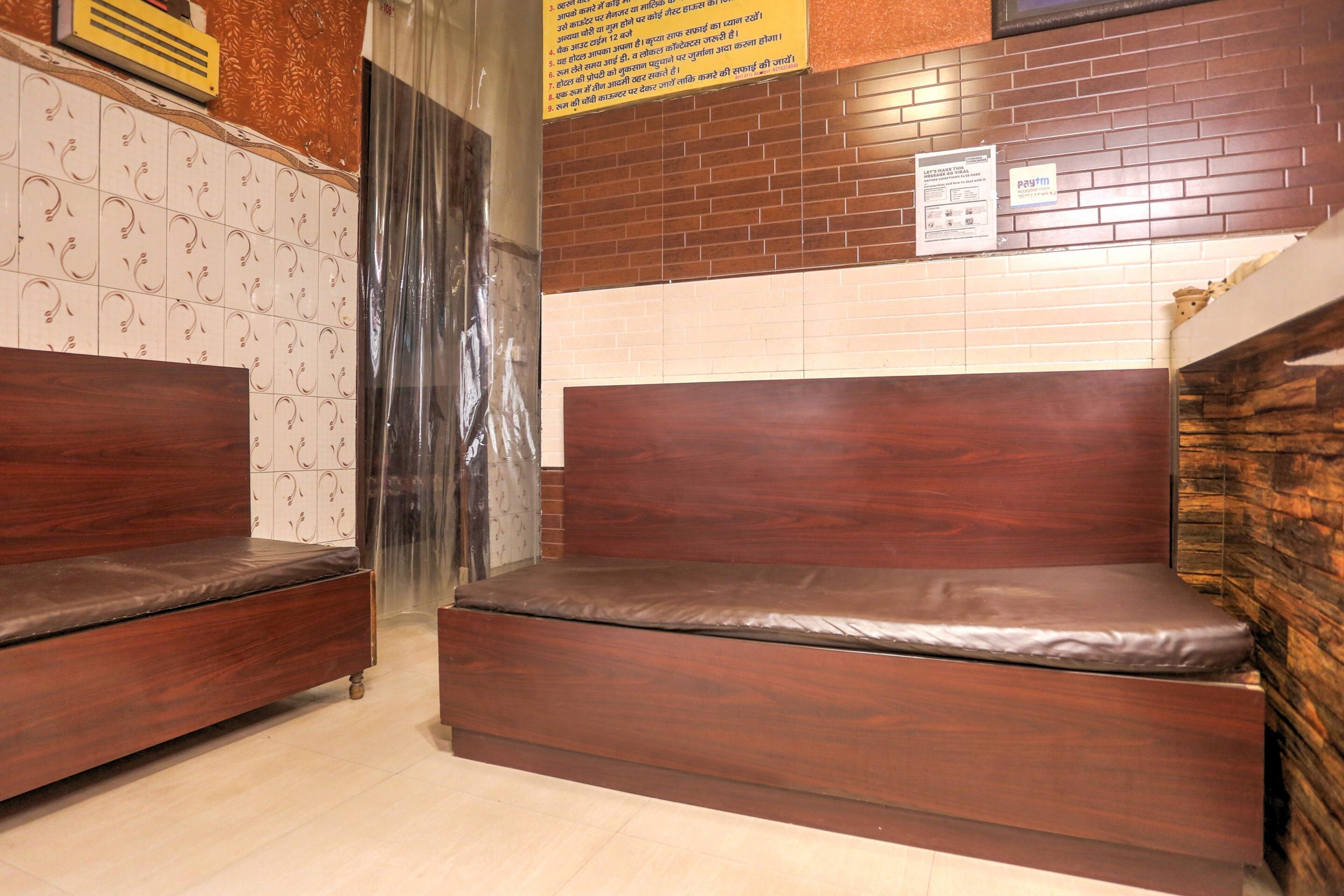 shri sai guest house opp azadpur main mandi