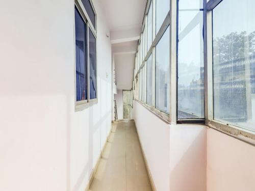 Super Hotel O Dolphin,India>>Lucknow,3 star