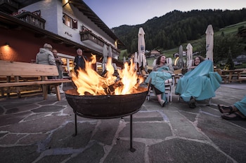 Hotel Platz,Near St. Ulrich-Seiser Alm Gondola,3 star
