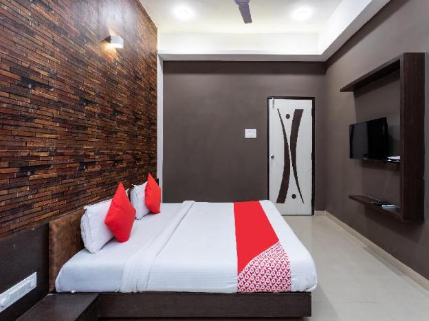 hotel rk residency opposite isbt sector 43 chandigarh
