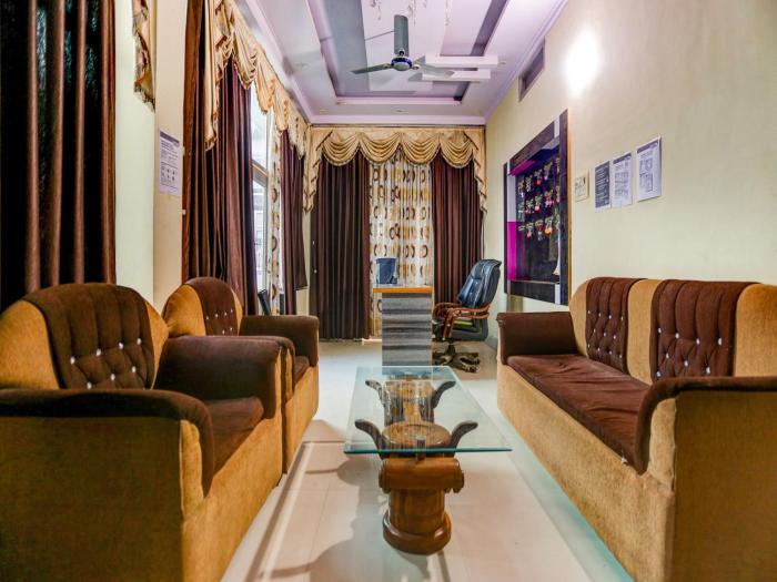 spot on sahil palace