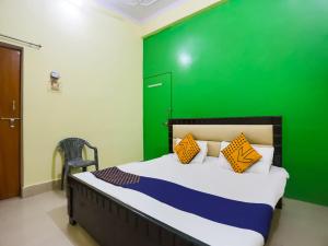 spot on sahil palace