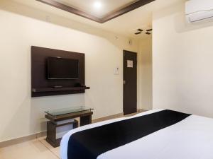 Capital O 73761 Hotel Alfa,India>>Vijayawada,3 star