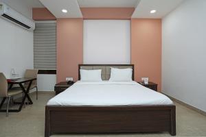 Spot On 73780 Hotel Pravin,Latur>>Gangapur,3 star