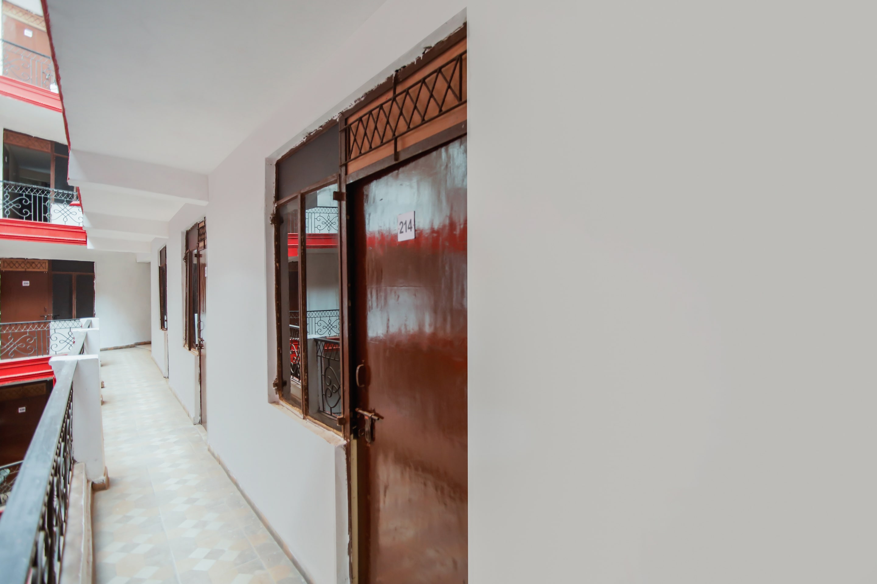 spot on hotel harrys 1 near select citywalk mall