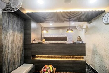 hotel grand palace and banquet