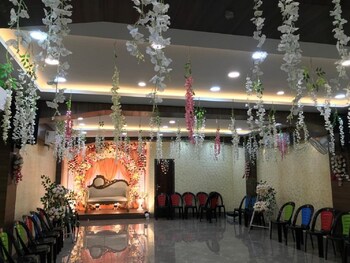 hotel grand palace and banquet