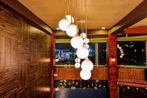 Hotel Grand Palace And Banquet,Darjeeling>>Bagdogra,3 star