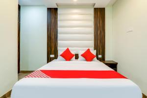 oyo 75217 hotel navya grand