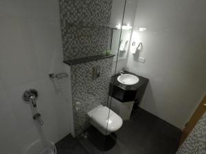 La Flora Spicewood,Munnar>>Chinnakanal,3 star