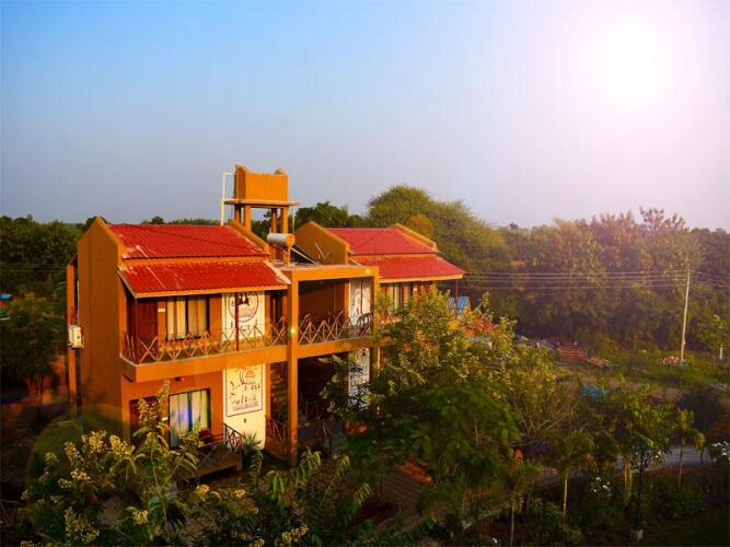 chimur tiger resort at tadoba