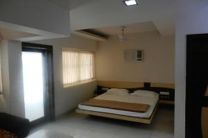 Hotel Bharat Palace,Gwalior>>Chhoti Sadri,3 star