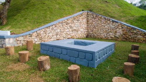 pleasant hill resort