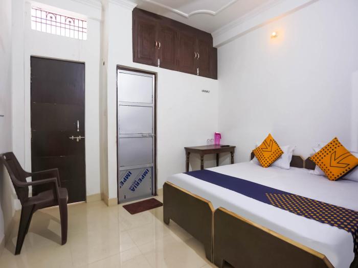 spot on shree ganga seva paying guest house