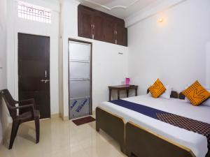 spot on shree ganga seva paying guest house