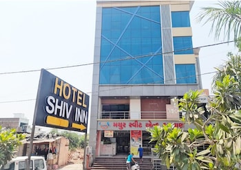 hotel shiv inn