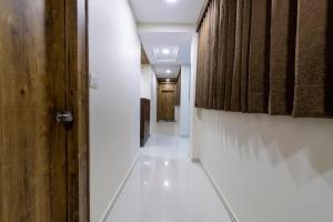 oyo 49524 hotel bhavya