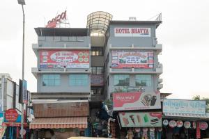 oyo 49524 hotel bhavya
