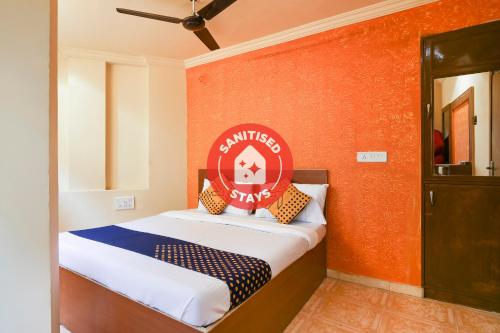 Spot On Hotel Super Guest House,Mumbai>>Ahmedabad,2 star
