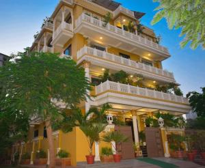 Jeenmount Heritage Boutique Hotel,Jhalana Doongri>>Jaipur,3 star