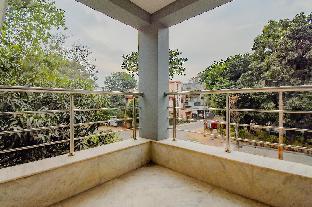 oyo retro residency