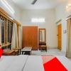 oyo retro residency