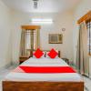 oyo retro residency