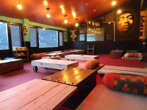 la vaca india manali