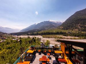 la vaca india manali