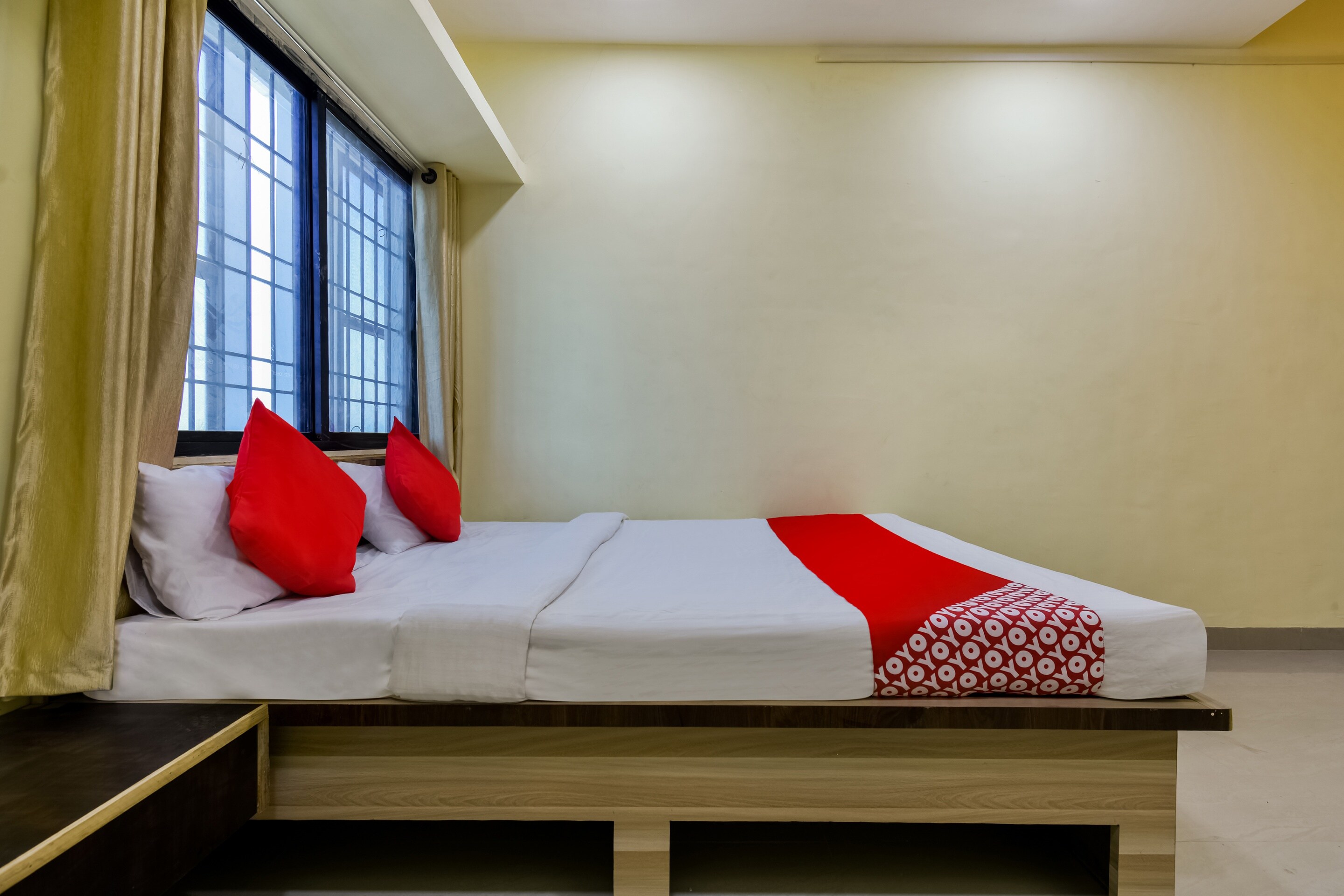 collection o iskcon aurangabad formerly everest inn