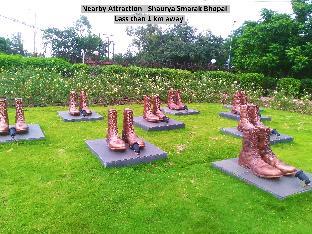 spot on 76453 g star hotel