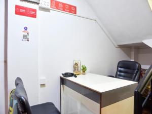 spot on 76453 g star hotel